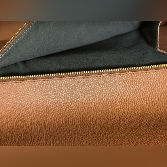 Louis Vuitton AUTHENTICATED Vintage Large Monogram Envelope - Picture 5 of 10